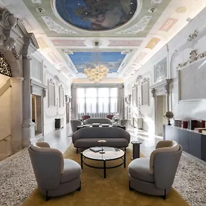 ***** Hotel Radisson Collection Hotel, Palazzo Nani Italy